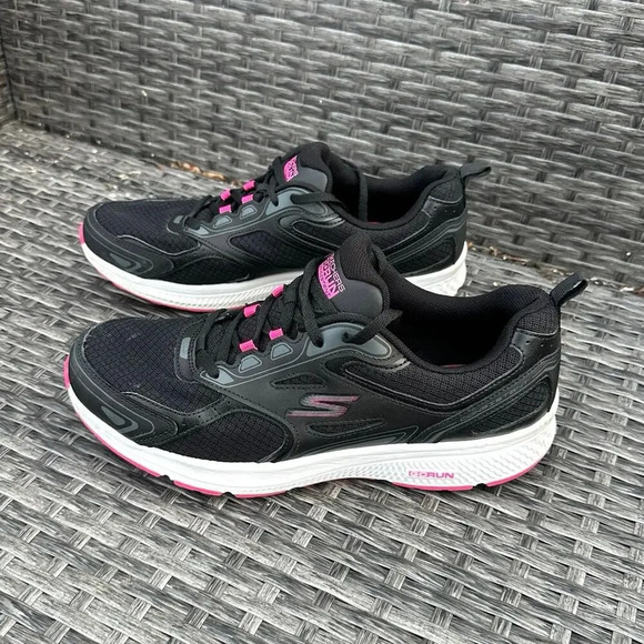 Skechers‎ GOrun Consistent Women's Athletic Shoes Size 11 Black/Pink - Picture 3 of 11